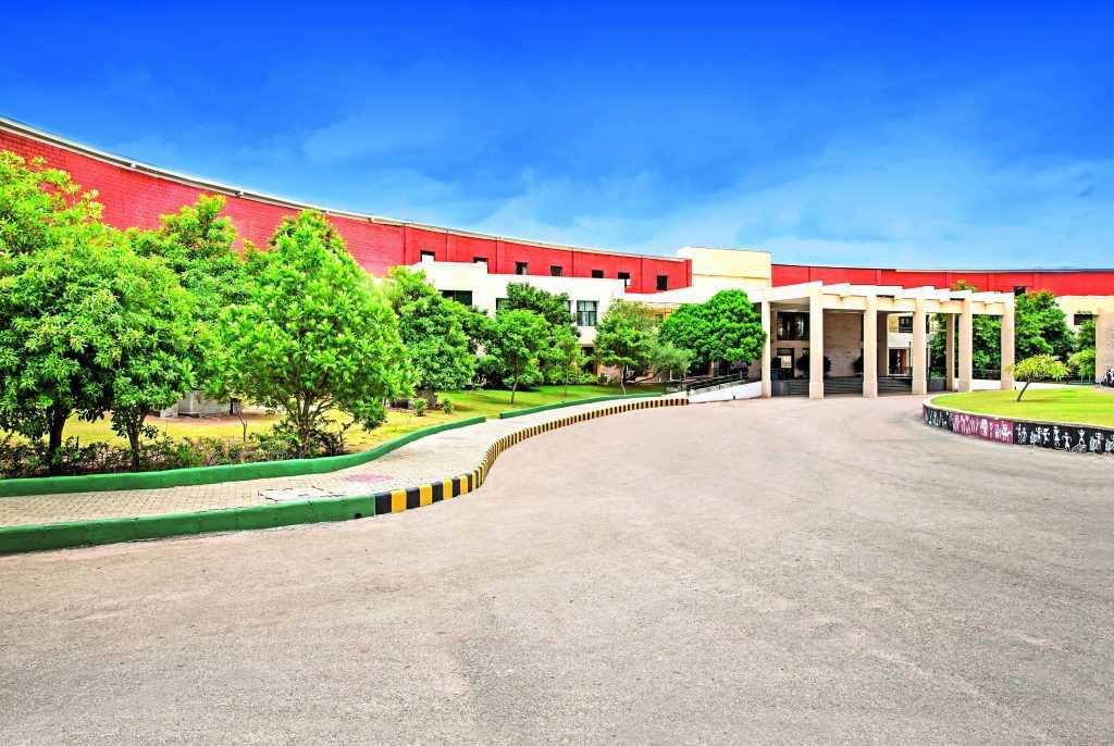 Top 10 Best Schools in Whitefield Bangalore - Inventure Academy - zedua