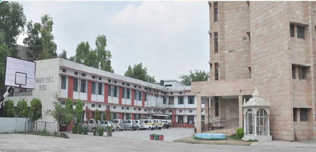 top CBSE Schools in pitampur delhi